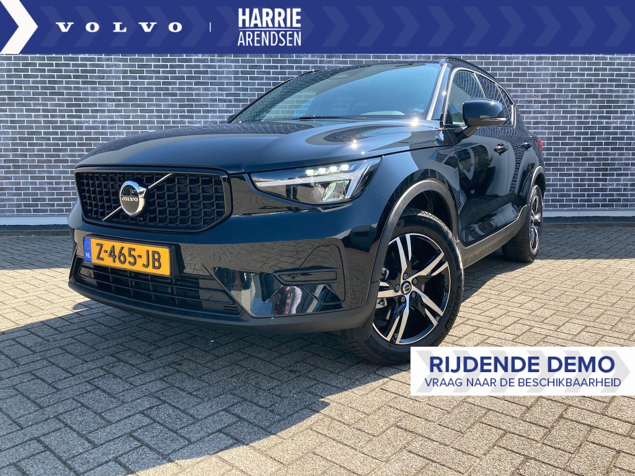 Volvo XC40 - B4 Aut.7 Plus Dark | trekhaak | Stoelgeheugen | Adaptieve Cruise Control | Extra getint gl - AutoWereld.nl