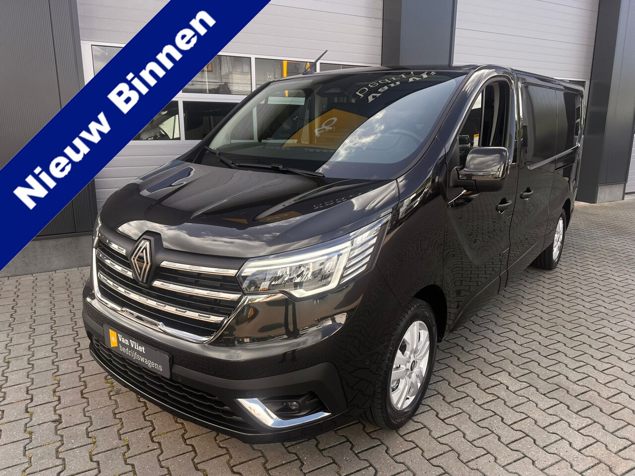 Renault Trafic - 2.0 dCi 170 T30 L2H1 EDC EXTRA Dubbele schuifdeur AUTOMAAT VVB EDITION BVVB95 - AutoWereld.nl