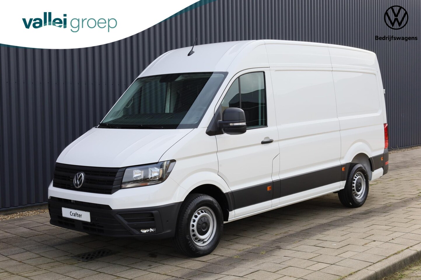 Volkswagen Crafter - 2.0 TDI EU6 140PK DSG Highline L3 GVW 3.5 | Airco | Cruise Control | Pdc voor en achter | - AutoWereld.nl