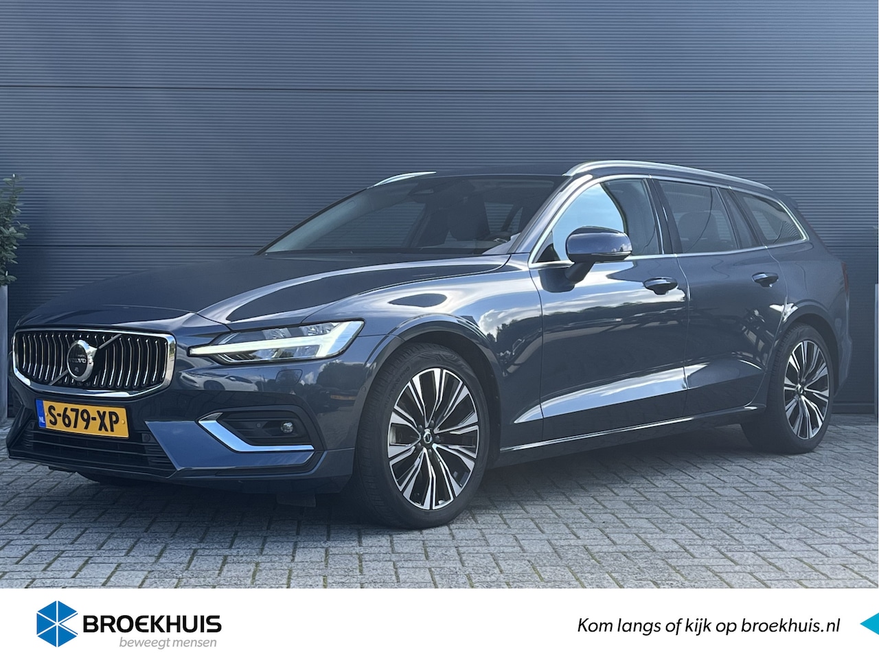 Volvo V60 - 2.0 B3 Plus Bright | Google | 360 camera | Harman/Kardon | Trekhaak | - AutoWereld.nl