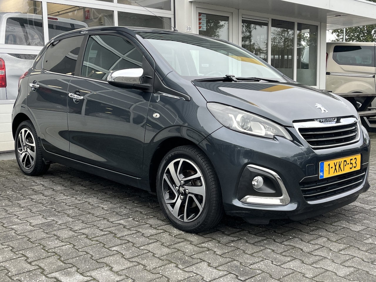 Peugeot 108 - 1.0 e-VTi Première Camera Climate control Multimedia-voorbereiding Keyless entry/ start - AutoWereld.nl