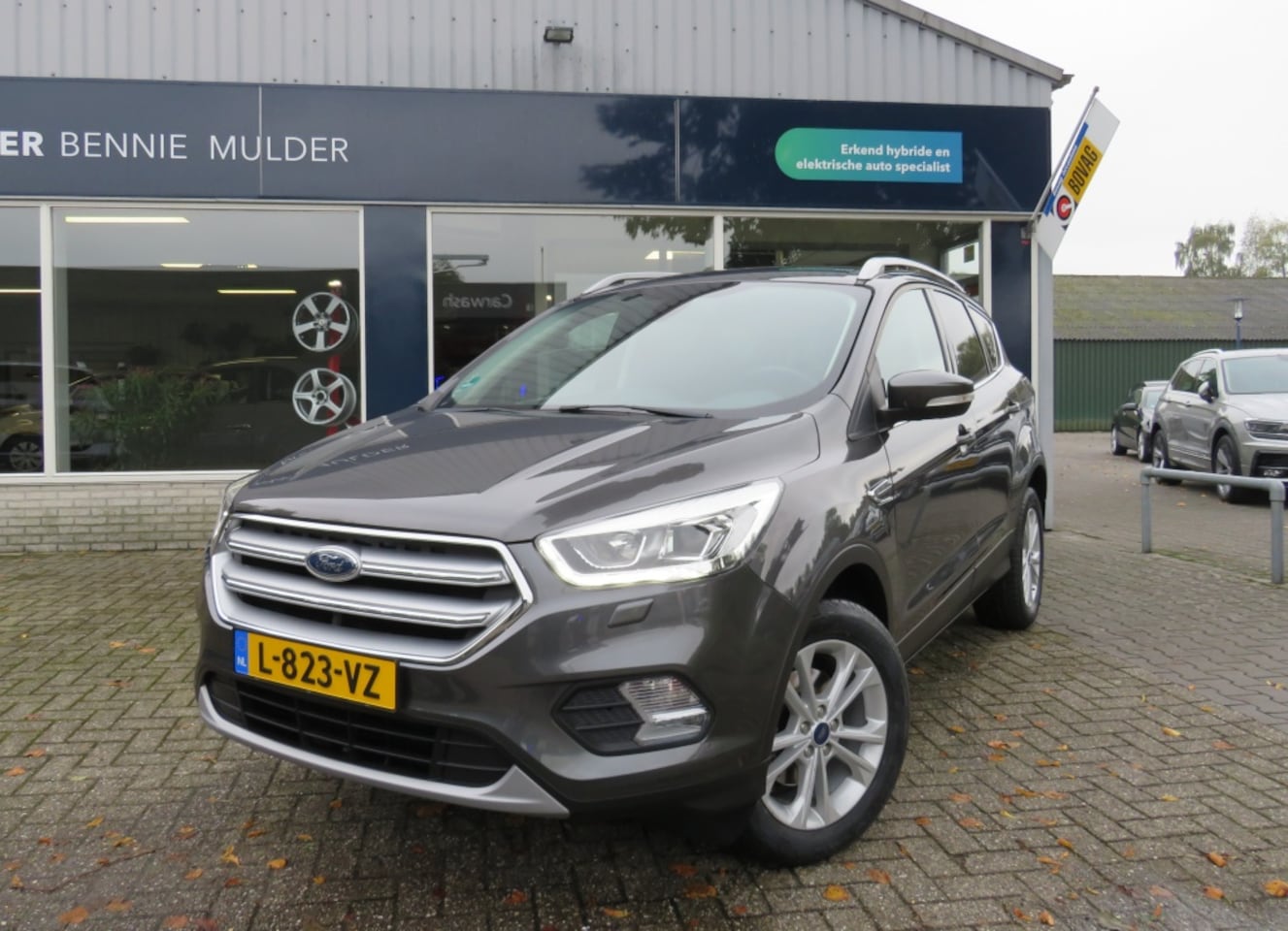 Ford Kuga - 1.5 EcoB. Titanium - AutoWereld.nl