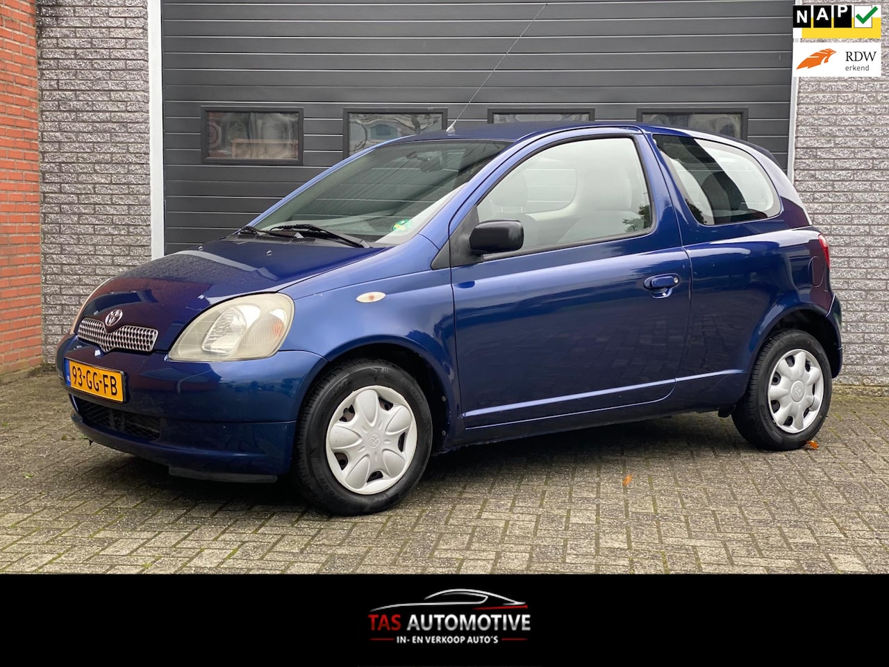 Toyota Yaris - 1.3-16V VVT-i Sol 2e EIG / AUTOMAAT / APK / NAP - AutoWereld.nl