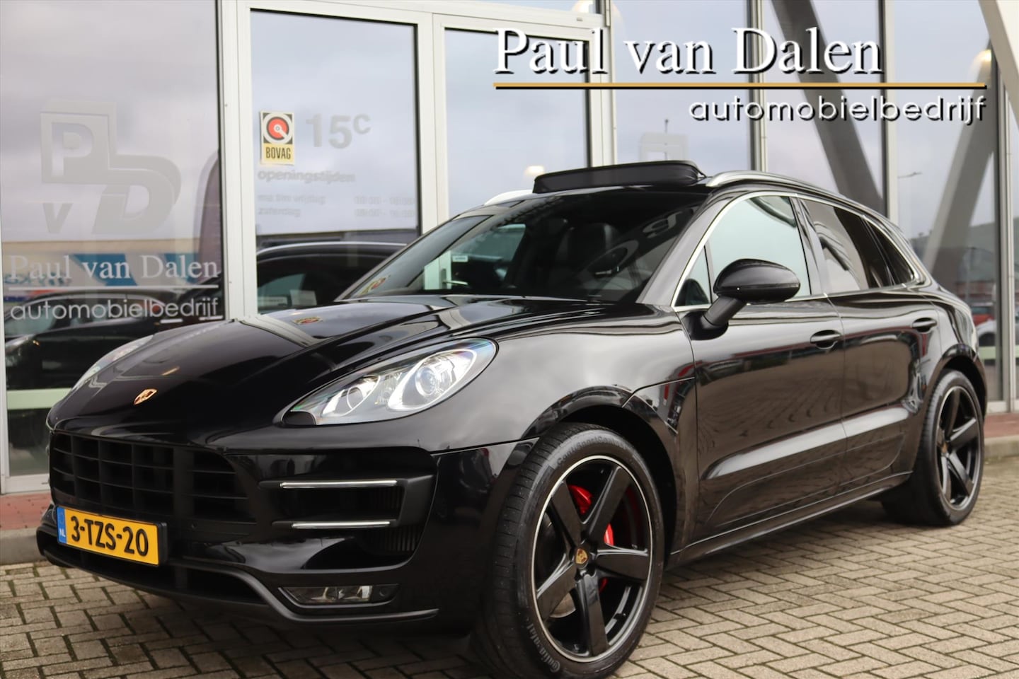 Porsche Macan - 3.6 TURBO 400PK Panoramadak | 21 Inch | Luchtvering | Leer | Alcantara hemel | Bose | Stoe - AutoWereld.nl