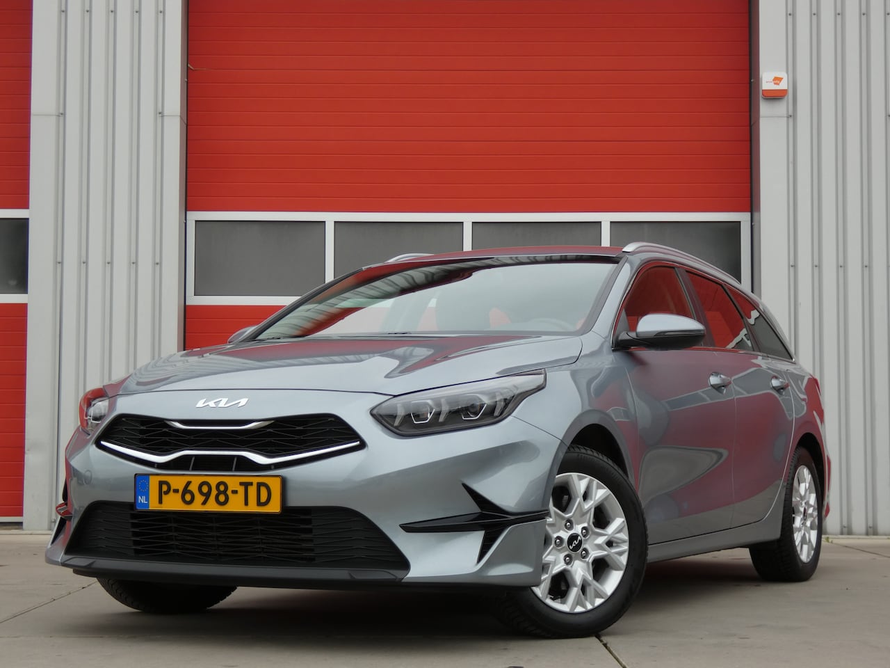 Kia Cee'd Sportswagon - Ceed 1.5 T-GDi DynamicLine/ lage km/ zeer mooi! - AutoWereld.nl