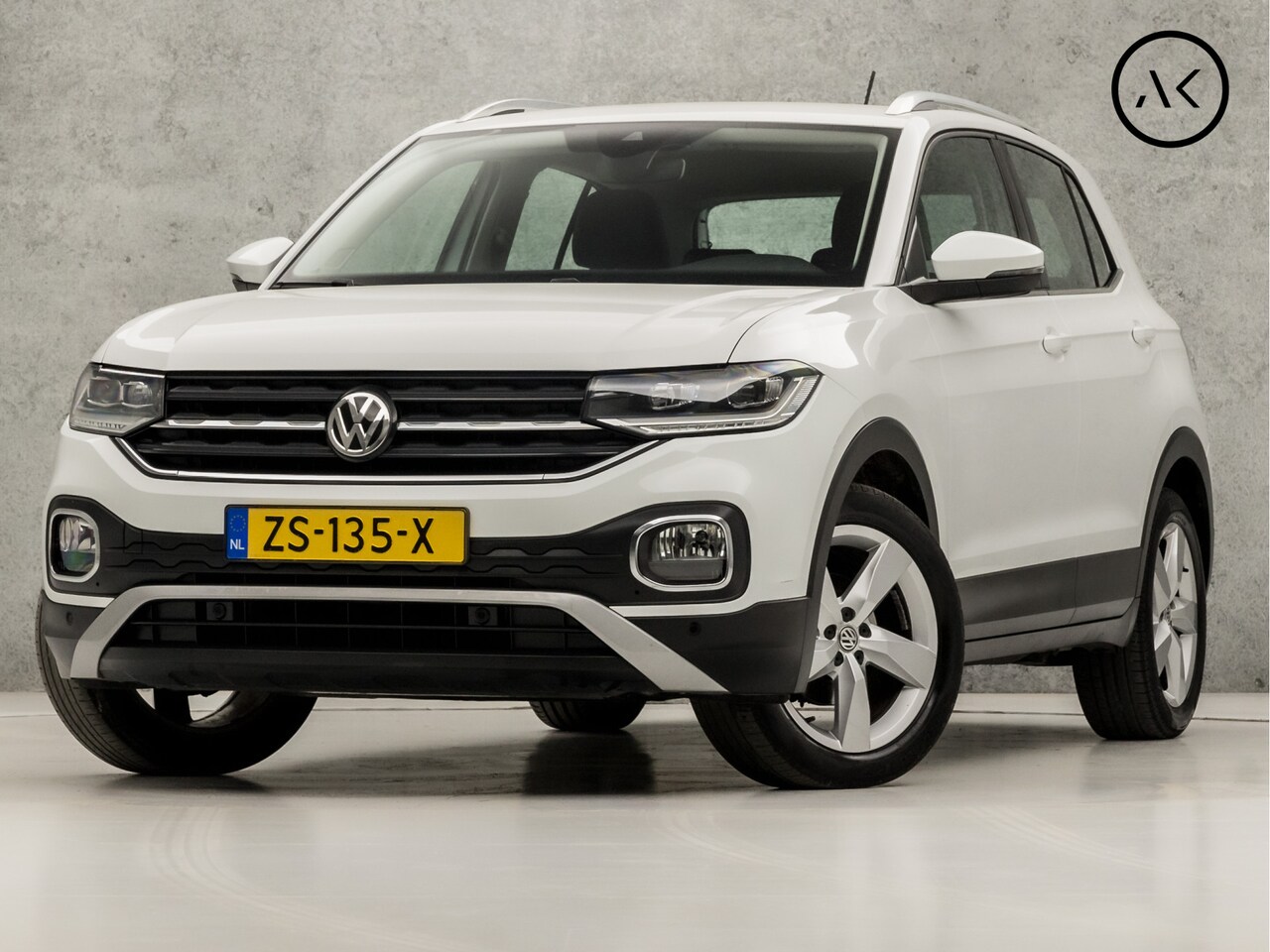 Volkswagen T-Cross - 1.0 TSI Sport (CAMERA, LED KOPLAMPEN, CLIMATE, ADAPTIVE CRUISE, SPORTSTOELEN, LANE ASSIST, - AutoWereld.nl