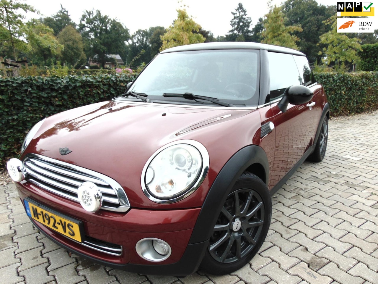 MINI Cooper - Mini 1.6 Chili , Clima / Cruise / Elec.Pakket / Isofix / Led / Lm Velgen. - AutoWereld.nl