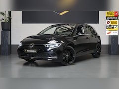 Volkswagen Golf - 8 1.5 eTSI Style 150 Pk AUTOMAAT-ACC-ALCANTARA-AMBIANCE-CAMERA-DAB-IQ LIGHT-KEYLESS-MASSAG