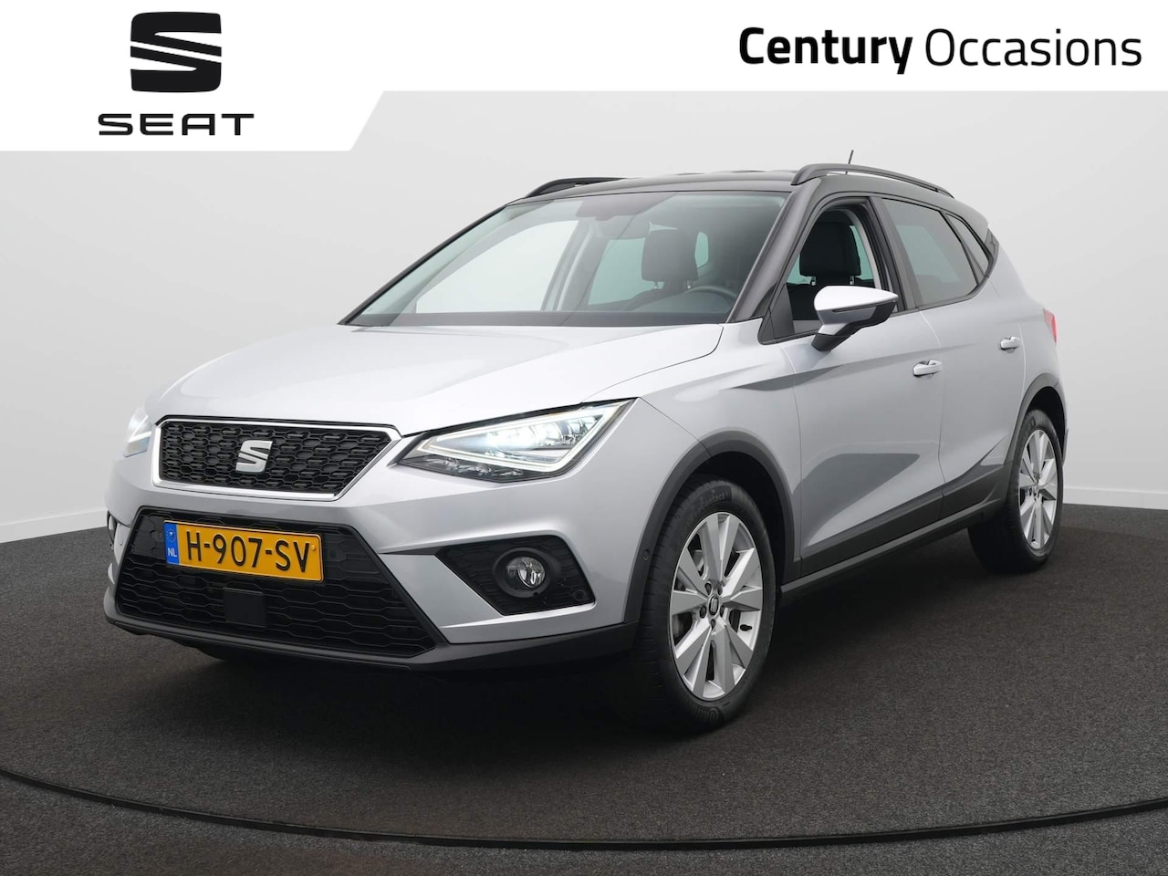 Seat Arona - 1.0 TSI Style Business Intense / Adaptive Cruise / Stoelverwarming / Clima / 17" LM - AutoWereld.nl