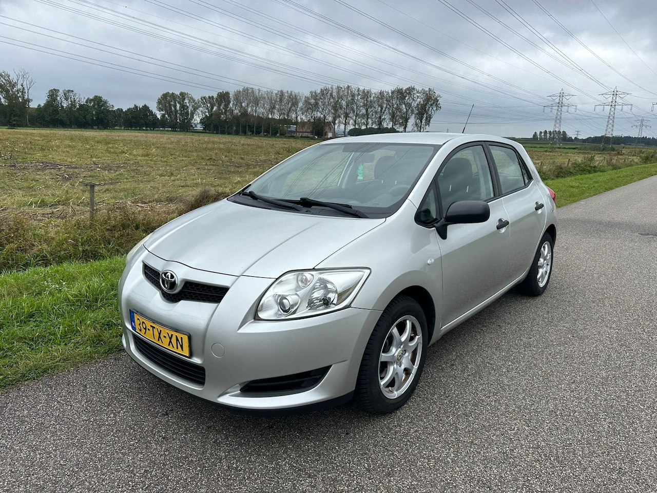 Toyota Auris - 1.6-16V Terra AIRCO / TREKHAAK / NAP ! - AutoWereld.nl