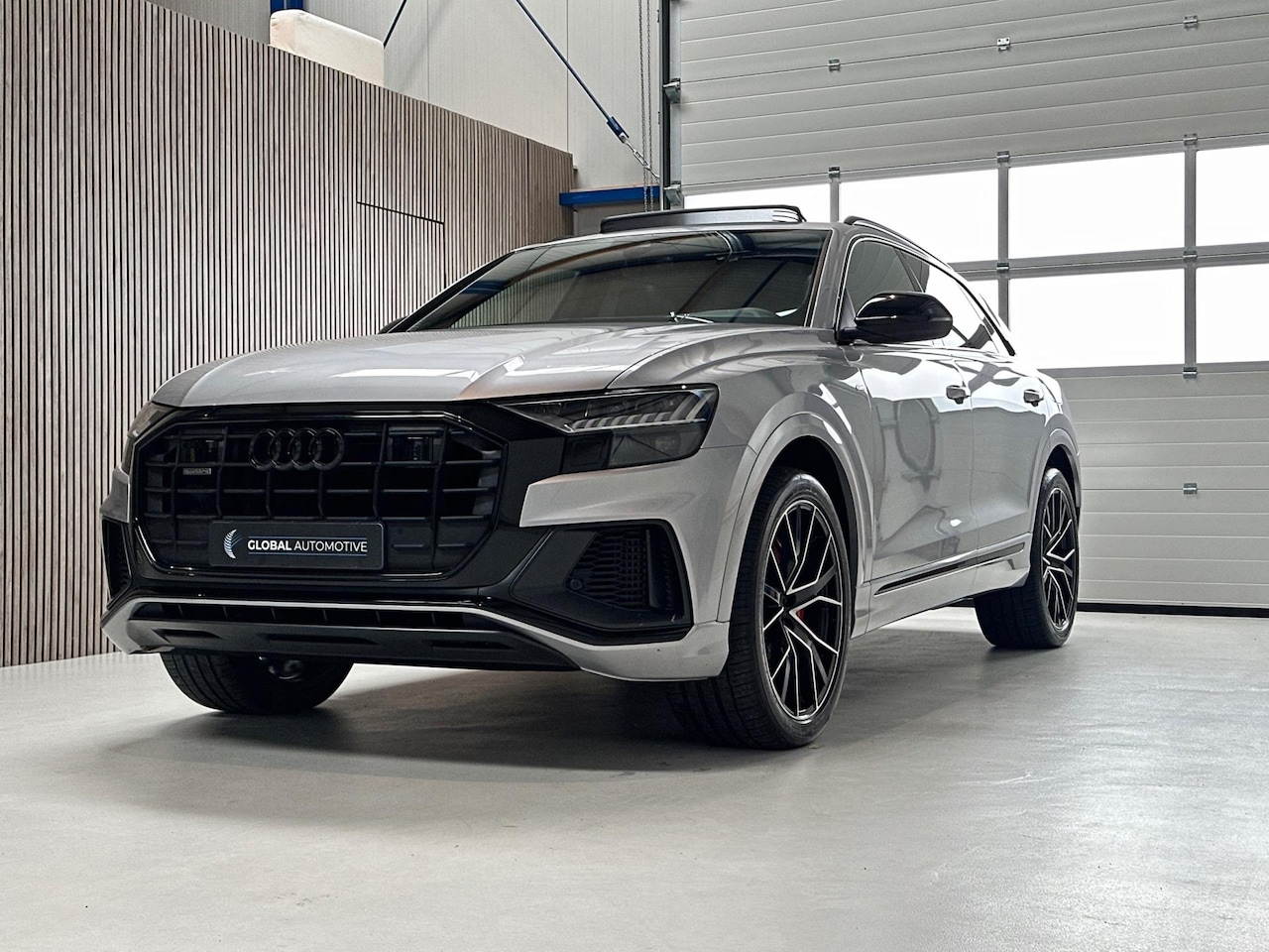 Audi Q8 - 55 TFSI e quattro Pro Line S - 381PK - SCHUIFDAK - SPORTSTOELEN - AutoWereld.nl