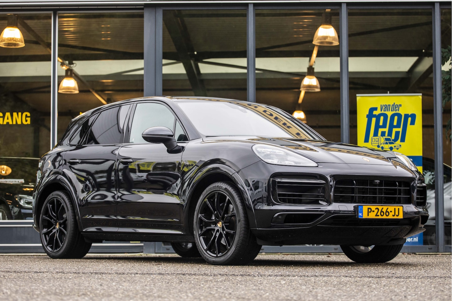 Porsche Cayenne - 3.0 E-Hybrid Sport Chrono - AutoWereld.nl