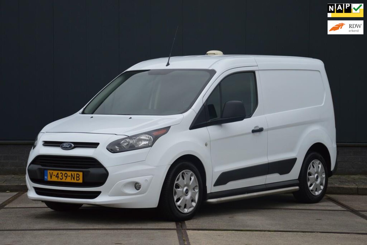 Ford Transit Connect - 1.5 TDCI L1 Trend HP Airco Schuifdeur Cruise Controle Euro 6 - AutoWereld.nl