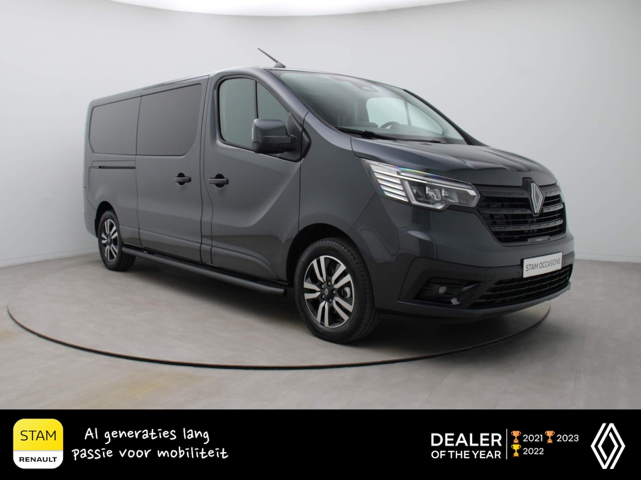 Renault Trafic - dCi 150pk T30 L2H1 Extra 125th Anniversary EDC/AUTOMAAT NIEUW! Camera | Climate | Navi | S - AutoWereld.nl