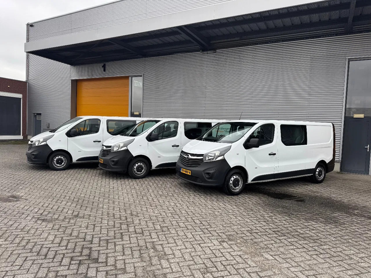 Opel Vivaro - Opel Vivaro (3x available) 1.6 CDTI L2H1 Double Cab - AutoWereld.nl