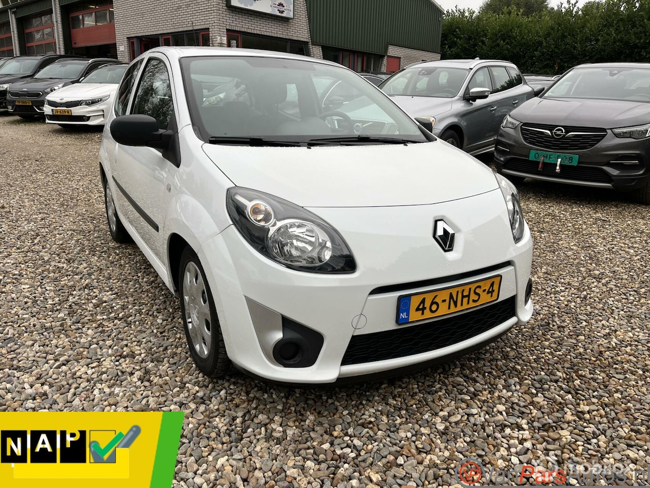 Renault Twingo - 1.2-16V Authentique 1.2-16V Authentique,Airco,2de eigenaar! - AutoWereld.nl