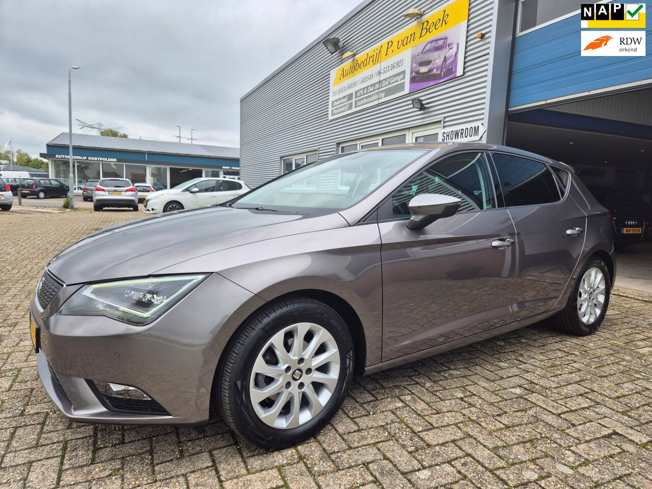 Seat Leon - 1.0 EcoTSI Style Connect 5-Drs - AutoWereld.nl