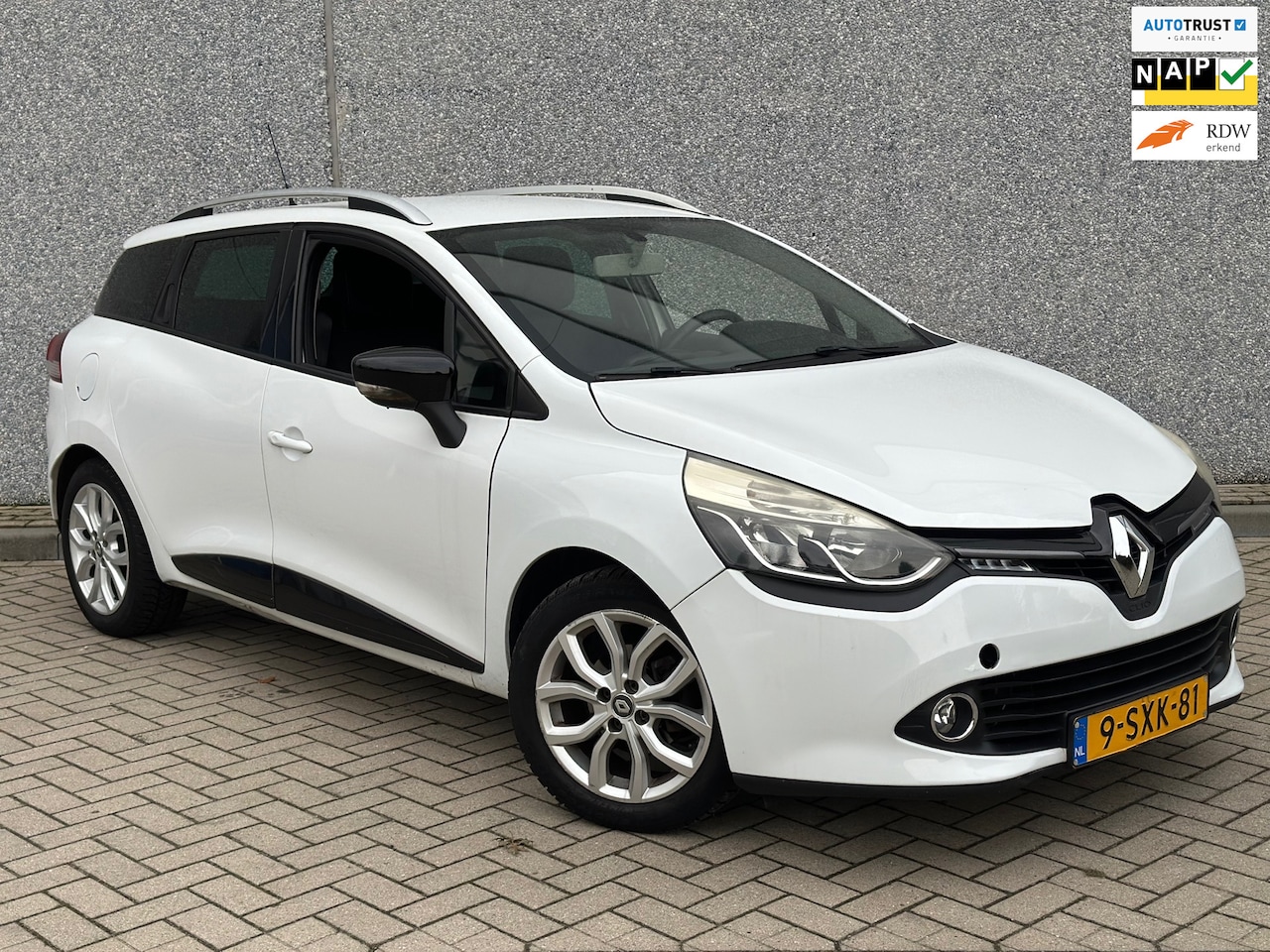 Renault Clio Estate - 0.9 TCe-Airco-Cruise-Navi-BT-Nap-APK - AutoWereld.nl