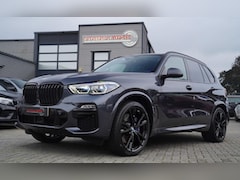 BMW X5 - M50d Executive | Skylounge | Massage | Elek trekhaak | Panorama | Harman/Kardon | Carbon i