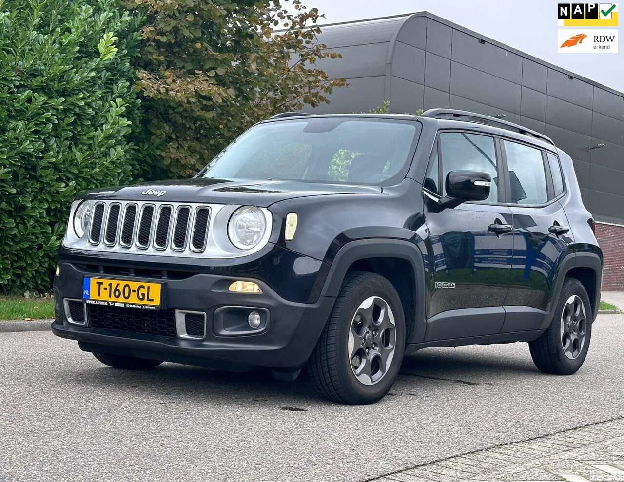 Jeep Renegade - 1.4 MultiAir Longitude Automaat*Navigatie*Cruise*Airco*LM velgen*Parkeersensoren*Dealer on - AutoWereld.nl