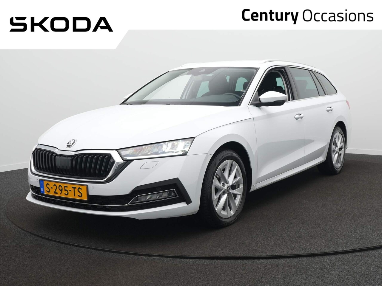 Skoda Octavia Combi - 1.0 TSI Business Edition Plus / Elektr Trekhaak / Naviagtie / Sensoren - AutoWereld.nl