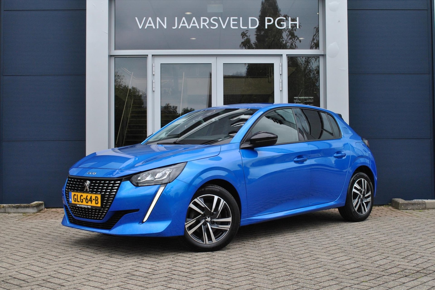 Peugeot 208 - 1.2 PureTech 100 pk Allure / Verw. stoelen - AutoWereld.nl