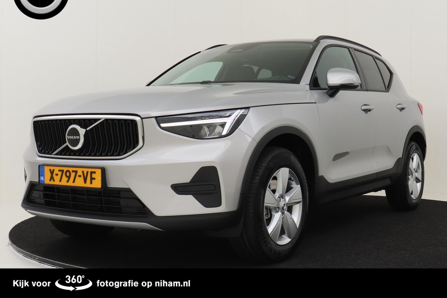 Volvo XC40 - B3 AUT. ESSENTIAL EDITION - AutoWereld.nl