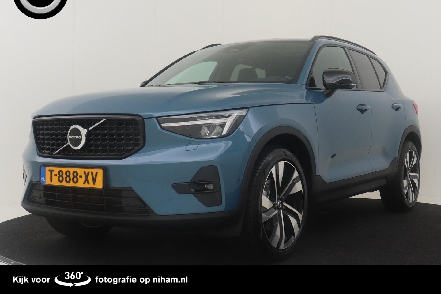 Volvo XC40 - B3 7-Aut. Ultimate Dark Driver Support line incl BLIS, Extra Getint Glas, 360° Camera, Par - AutoWereld.nl