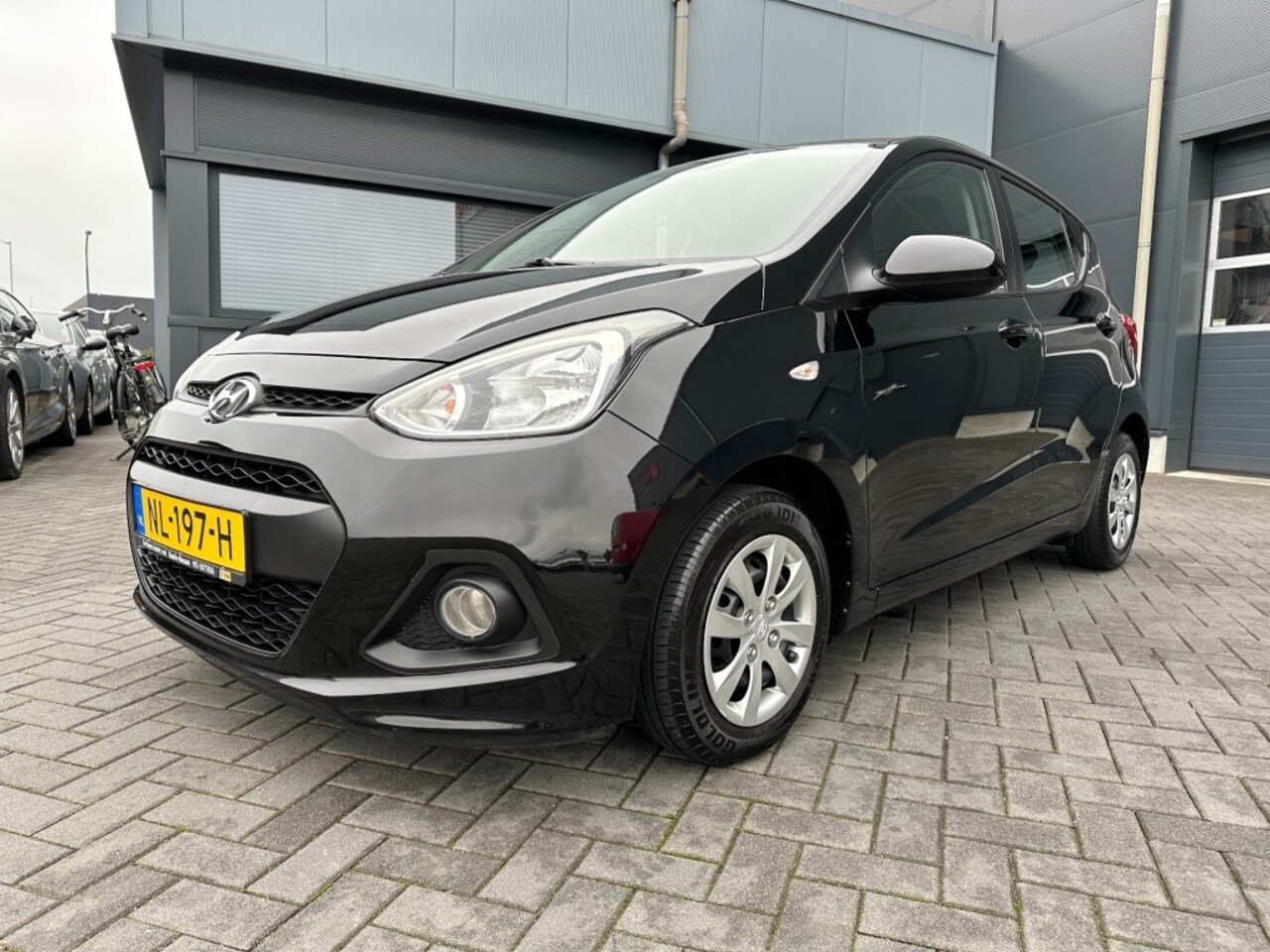 Hyundai i10 - 1.0i i-Motion Comfort 5 drs. Clima - AutoWereld.nl