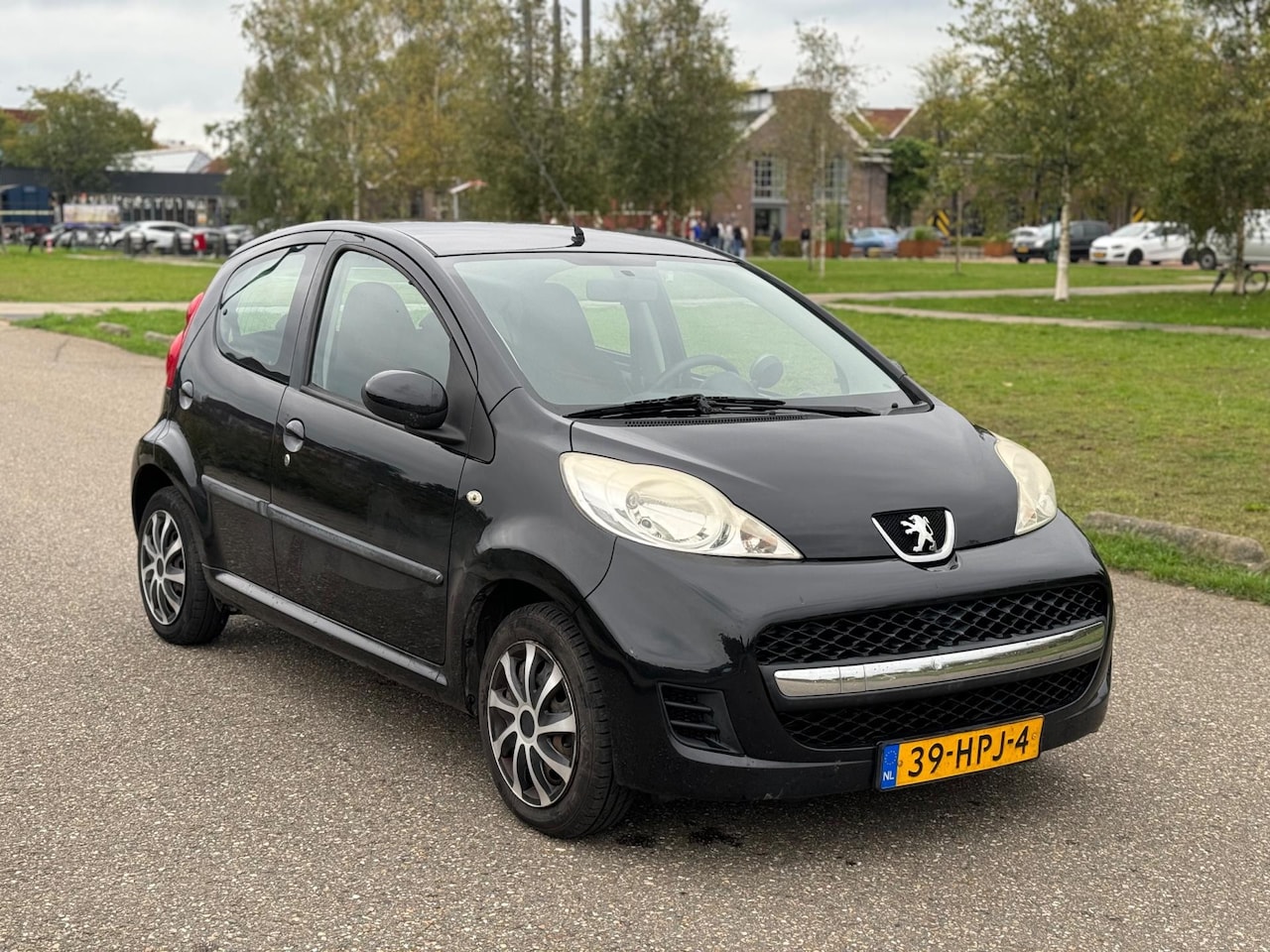 Peugeot 107 - 1.0-12V Sublime 1.0-12V Sublime - AutoWereld.nl