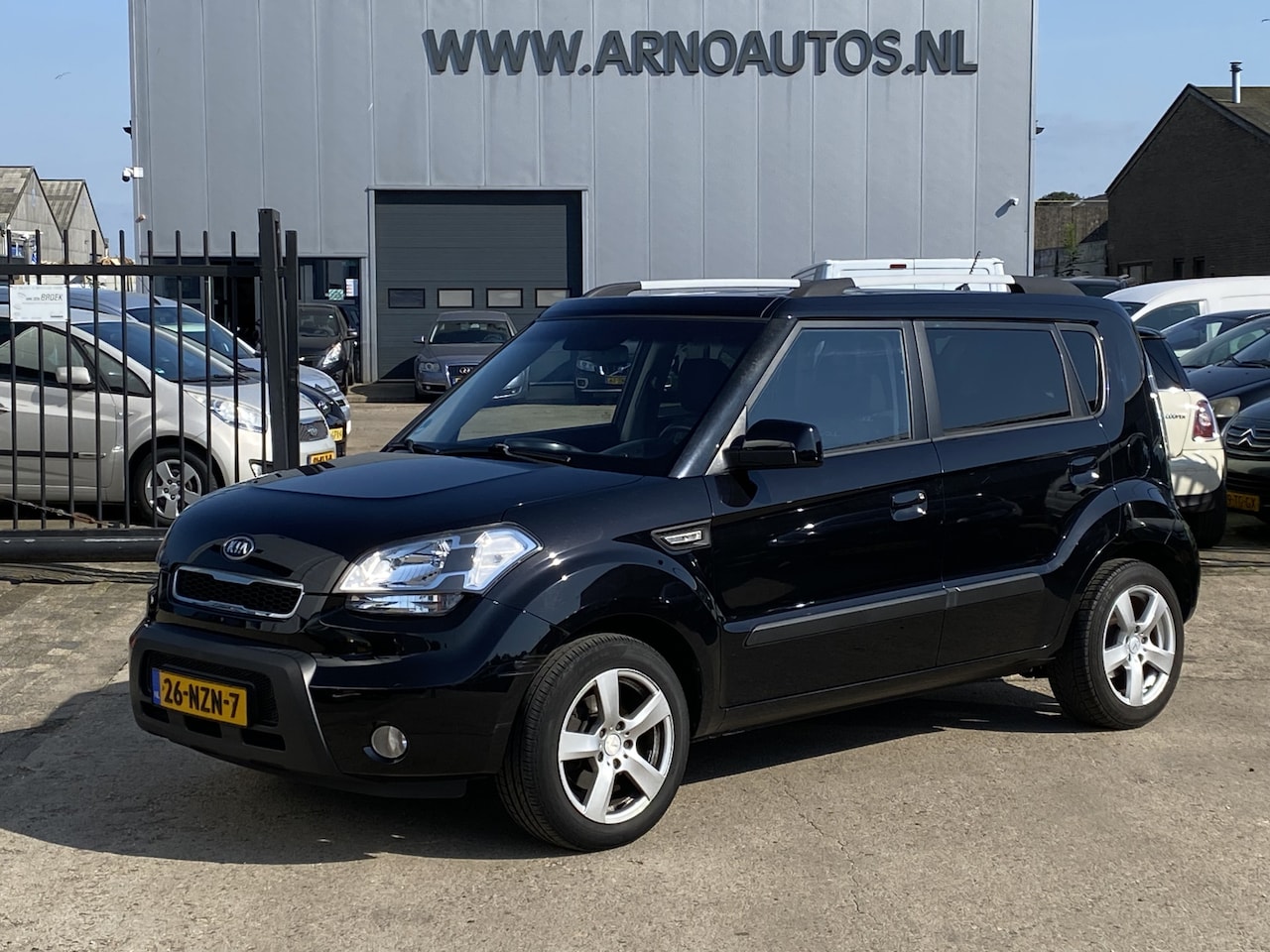 Kia Soul - 1.6 X-ecutive 1.6 X-ecutive, AIRCO, PARKEERSENSOREN, GROOT NAVIGATIE, BLUETOOTH-RADIO-CD-MP3-USB-AUX, 4X - AutoWereld.nl