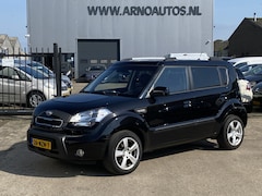 Kia Soul - 1.6 X-ecutive, AIRCO, PARKEERSENSOREN, GROOT NAVIGATIE, BLUETOOTH-RADIO-CD-MP3-USB-AUX, 4X