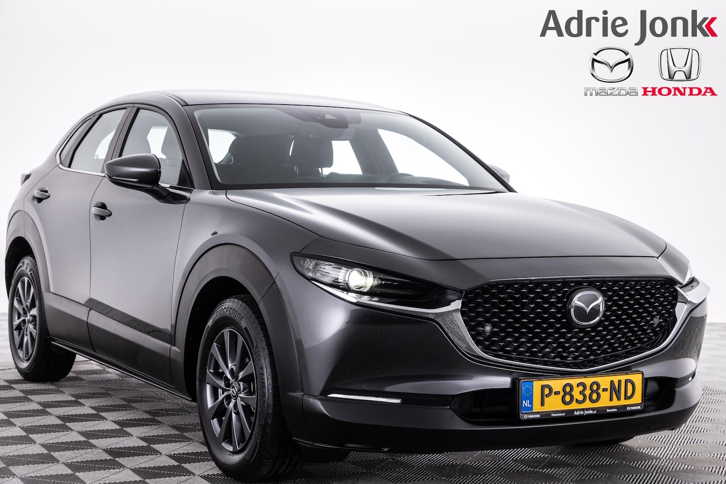 Mazda CX-30 - 2.0 e-SkyActiv-X M Hybrid Comfort | APPLE CARPLAY | DODEHOEK DETECTIE | PARKEERSENSOREN | - AutoWereld.nl