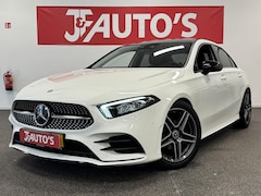 Mercedes-Benz A-klasse - 180 AMG-LINE LEER, PANORAMADAK, NAVIGATIE, LED, CRUISE