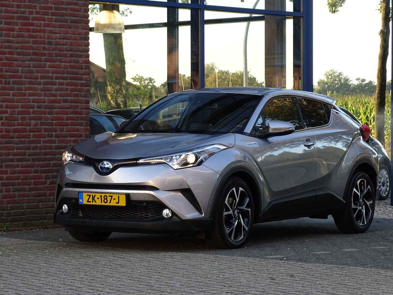 Toyota C-HR - 1.8 Hybrid Dynamic 1.8 Hybrid Dynamic - AutoWereld.nl