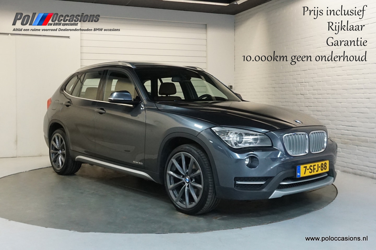 BMW X1 - sDrive20i Automaat | Leder | Nwe Ketting | Panoramadak - AutoWereld.nl