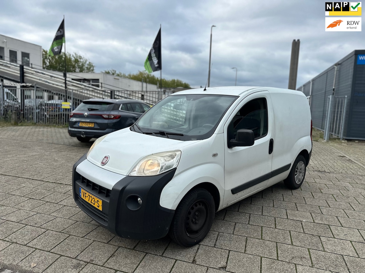 Fiat Fiorino - 1.3 MJ Adventure | airco - AutoWereld.nl