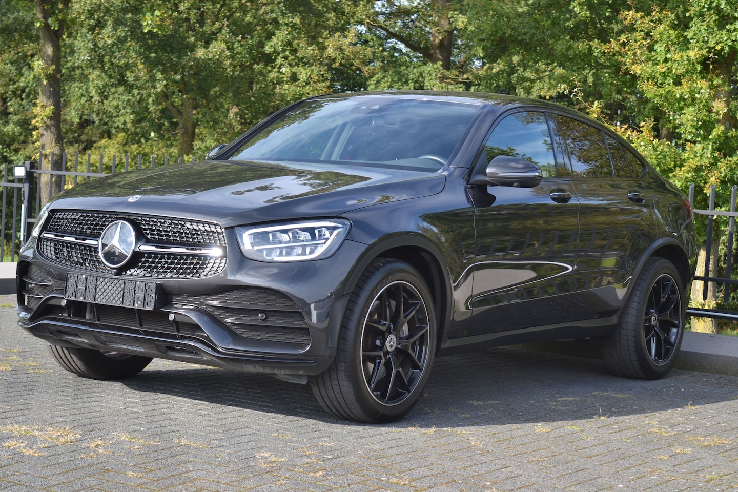 Mercedes-Benz GLC-klasse Coupé - 300 D AMG 4MATIC - AutoWereld.nl