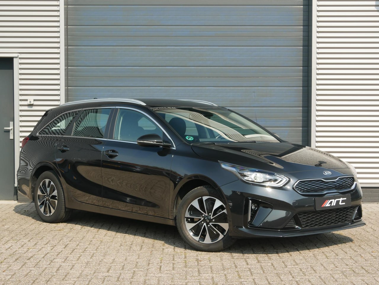 Kia Cee'd Sportswagon - Ceed 1.6 GDI PHEV DynamicLine CAM/Stoelverw/Stuurverw/Carplay - AutoWereld.nl