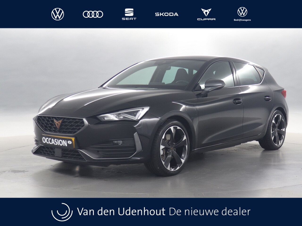 CUPRA Leon - 1.4 TSI eHybrid 204pk PHEV Essential / LED  / Navigatie / 18" Lichtmetalen Velgen - AutoWereld.nl