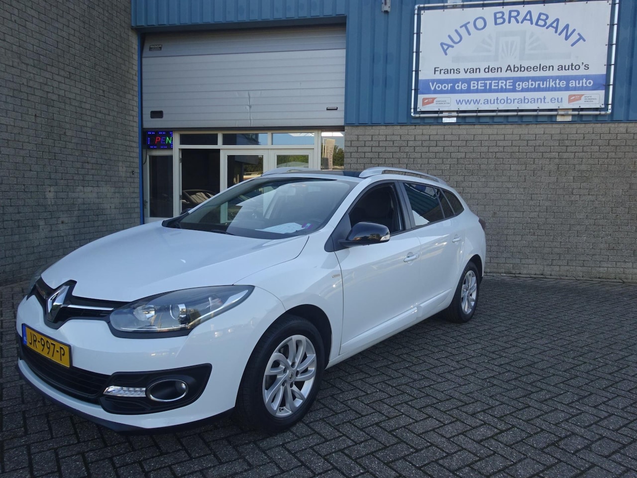 Renault Mégane Estate - 1.2 TCe Limited 1.2 TCe Limited - AutoWereld.nl