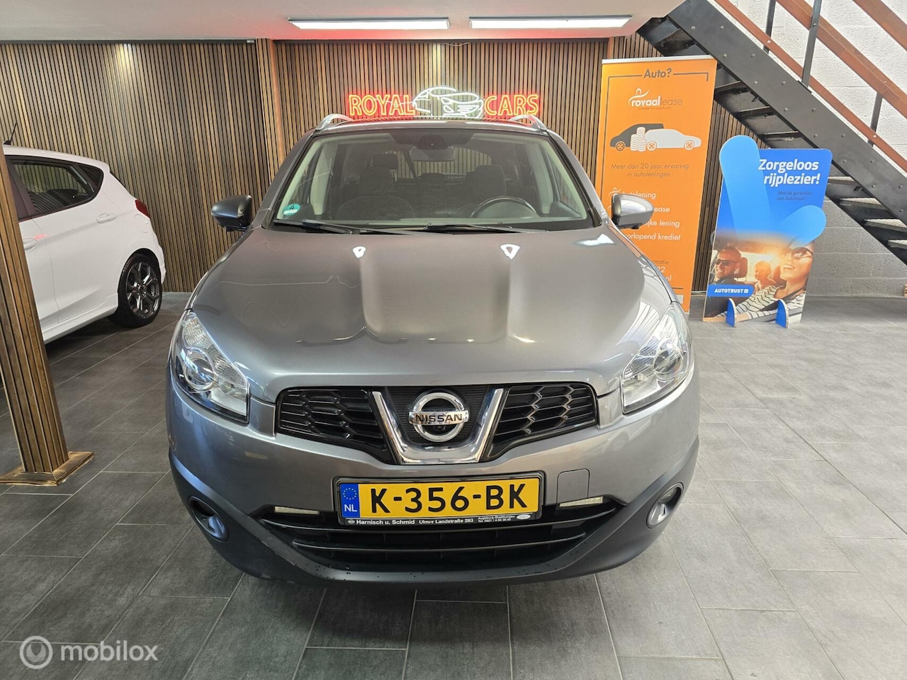 Nissan Qashqai - 1.6 Visia / Pano / Navigatie / 360° Camera - AutoWereld.nl