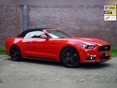 Ford Mustang Convertible - 2.3 EcoBoost 317PK, Navigatie, A.rijcamera, Climat control, REMUS uitlaat