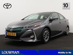 Toyota Prius - 1.8 Plug-In Hybrid Dynamic Limited | Navigatie | Cruise Control