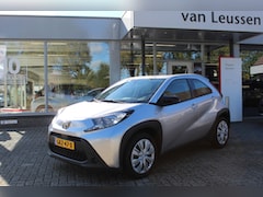 Toyota Aygo X - 1.0 VVT-i MT PLAY AD-CRUISE APPLE/ANDROID DAB CAMERA AIRCO EL-RAMEN & SPIEGELS