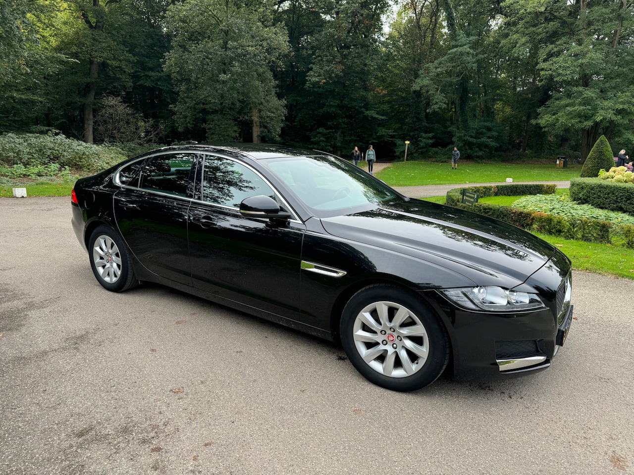 Jaguar XF - 2.0d Portfolio | Full Map Navi | Leder - AutoWereld.nl