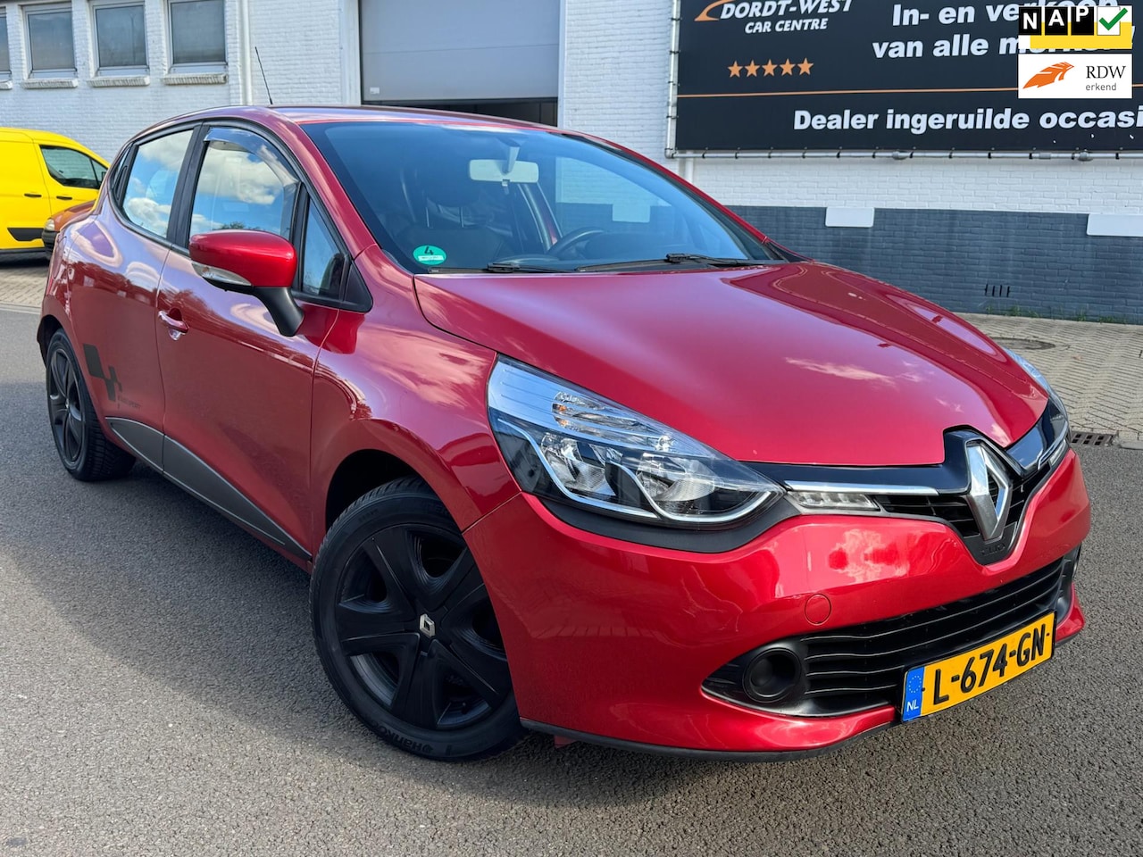 Renault Clio - 1.2 Night & Day - AutoWereld.nl