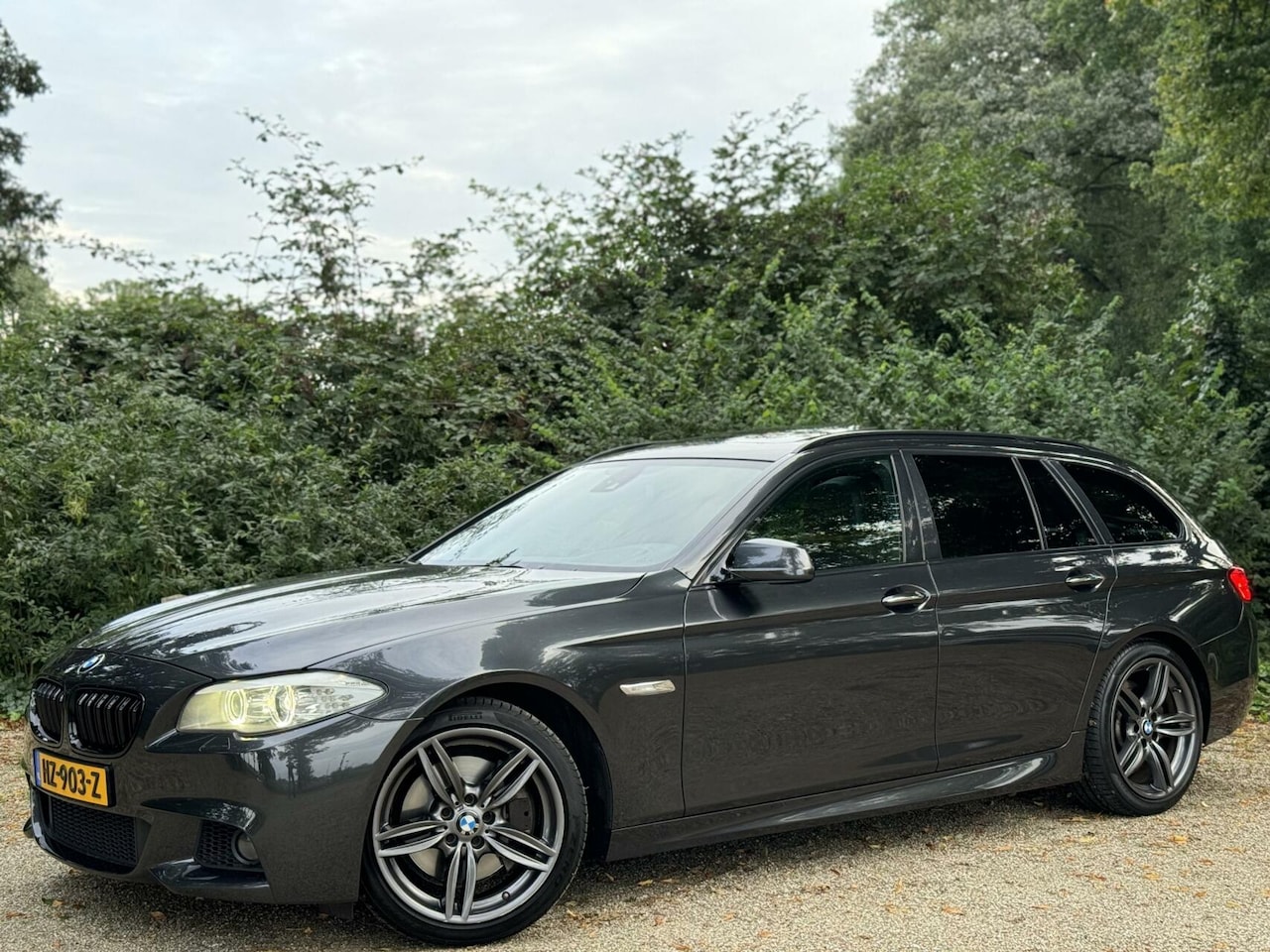 BMW 5-serie Touring - 535d High Executive / M-Sport / PANO / 1 - AutoWereld.nl