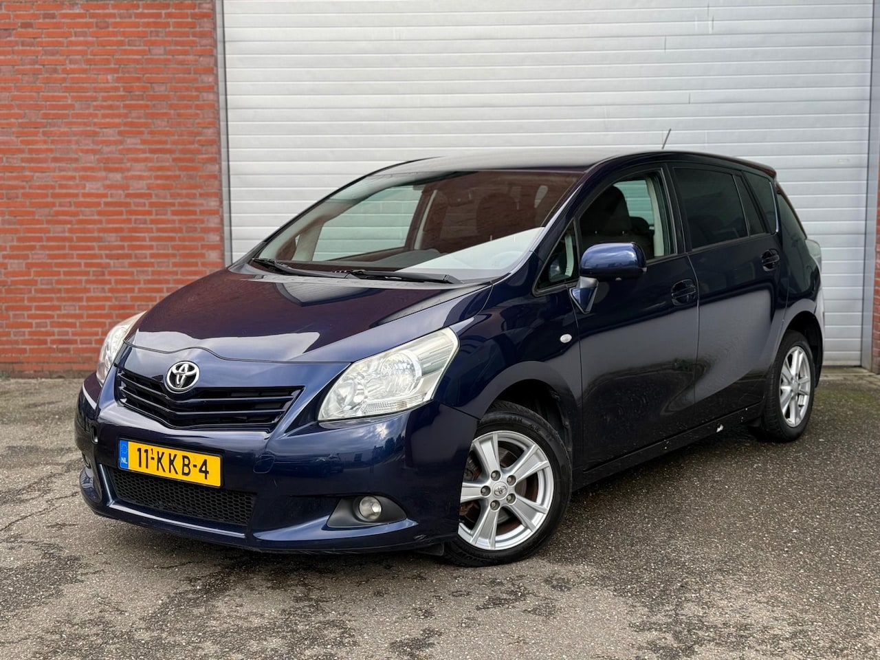 Toyota Verso - 2.0 D-4D Dynamic| NAVI| AIRCO| NAP - AutoWereld.nl