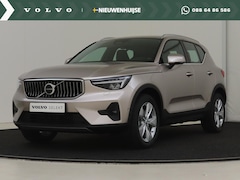 Volvo XC40 - B3 Automaat Plus Bright | 360º Camera | Trekhaak | Parkeerverwarming met timer | Adaptive